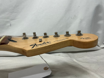 Fender Stratocaster (Squier Series) - White