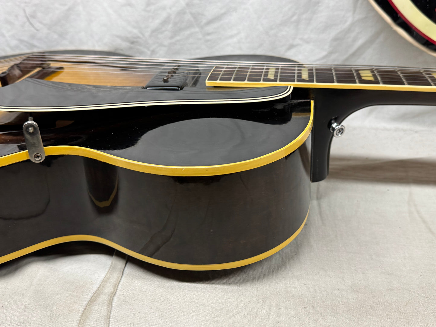 Gibson ES-150 es150 Archtop Hollowbody Guitar with Epiphone Case 1964