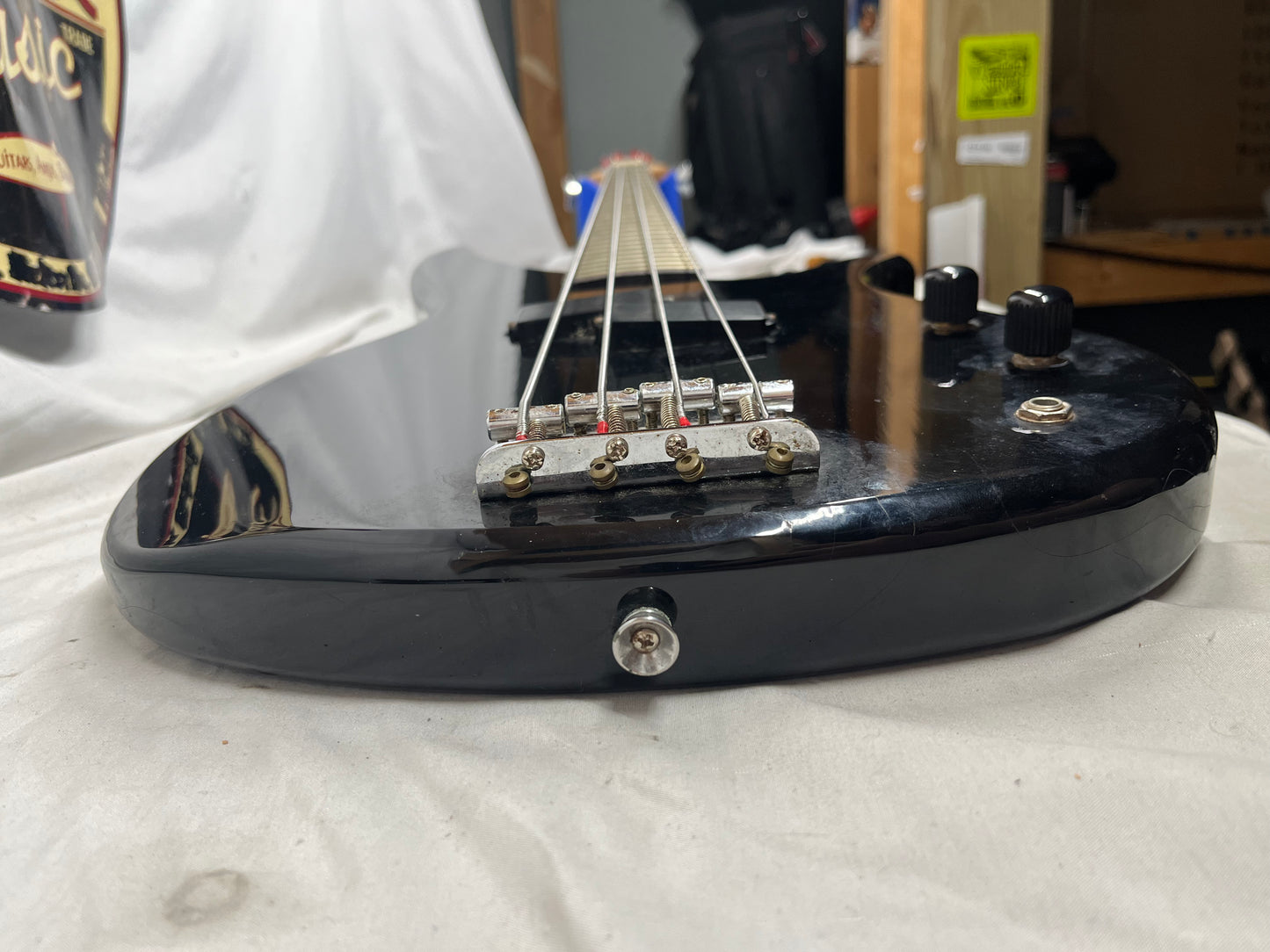 Yamaha RBX-260 4-String Doublecut Electric Bass