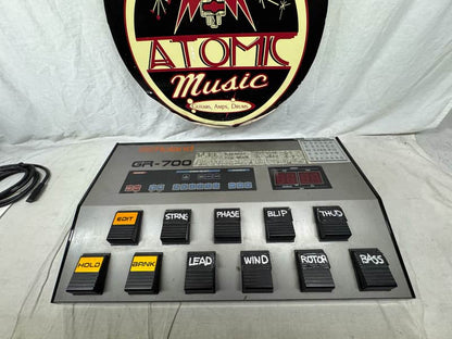 Roland GR-700 Guitar Synthesizer Module with Case - Image 5