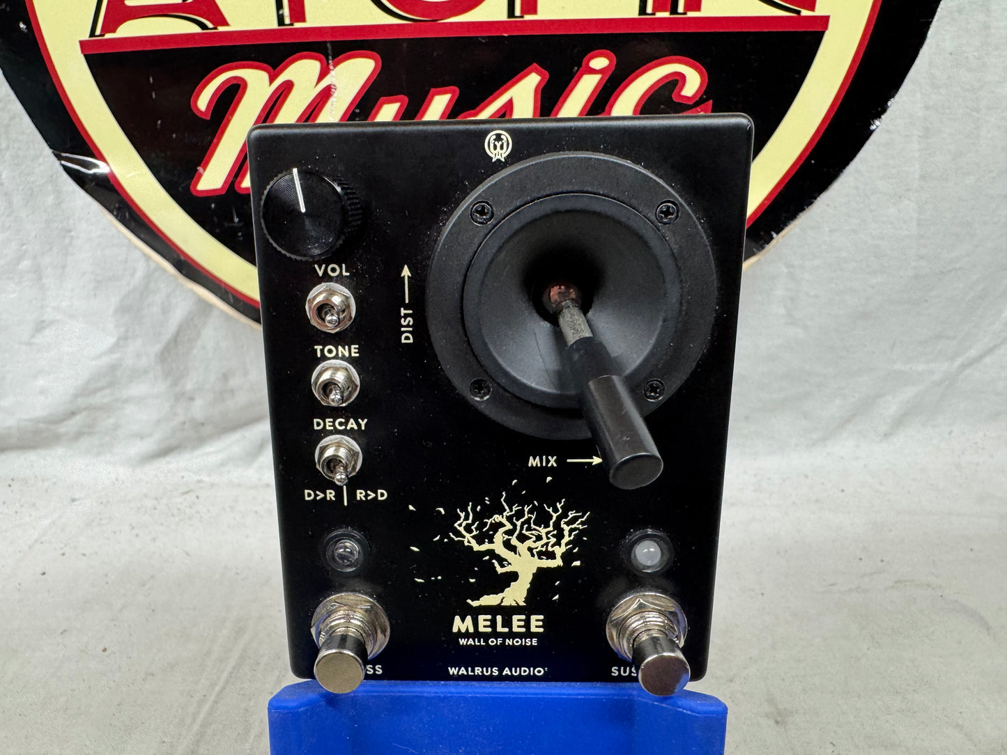 Walrus Audio Melee Wall Of Noise Distortion Reverb Pedal - Black