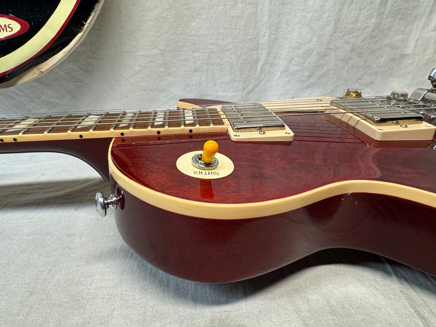 Gibson Les Paul Signature T Guitar with Case 2016