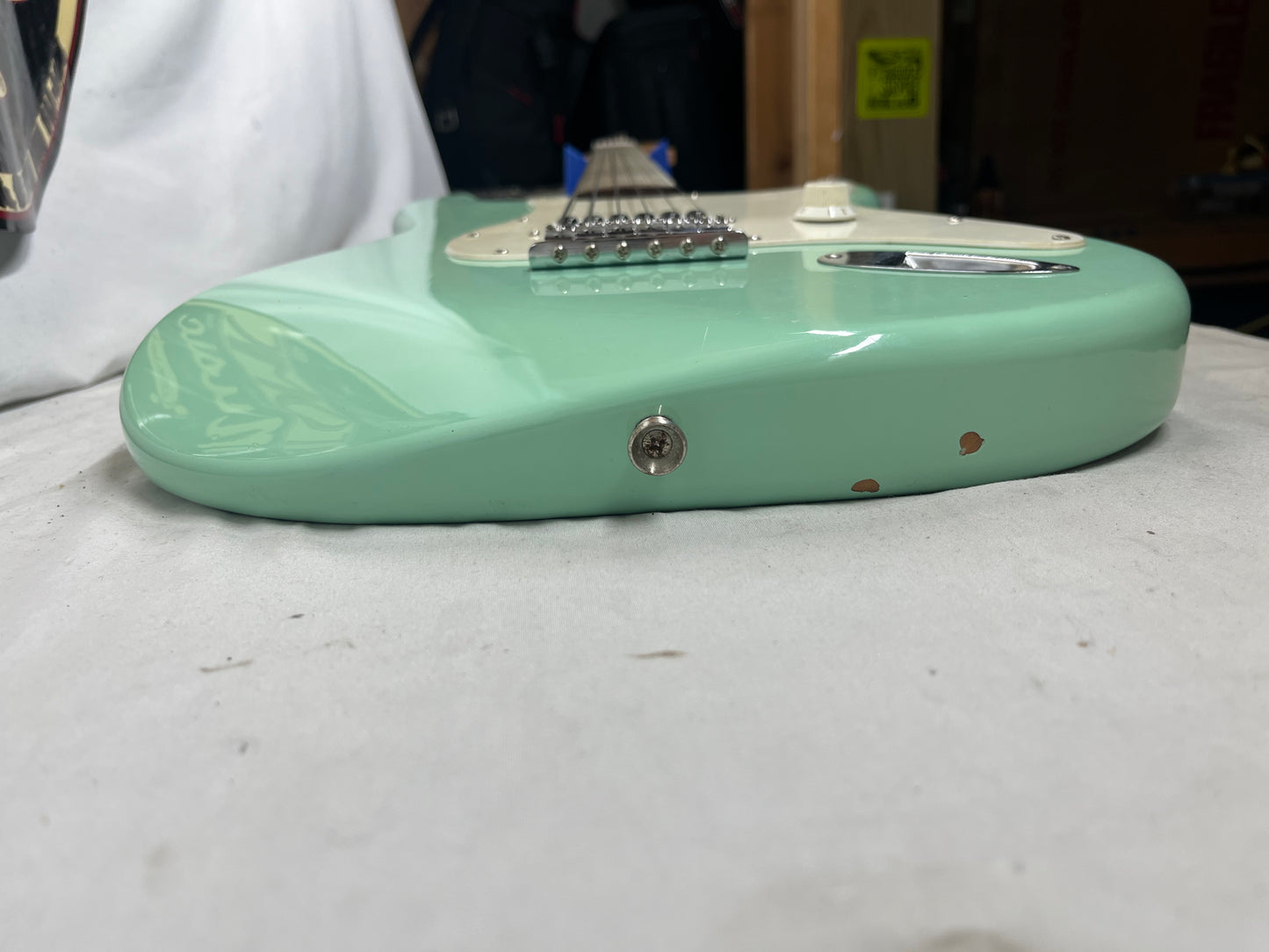 Squier Tom DeLonge Signature Stratocaster Strat Electric Guitar - Surfboard Green
