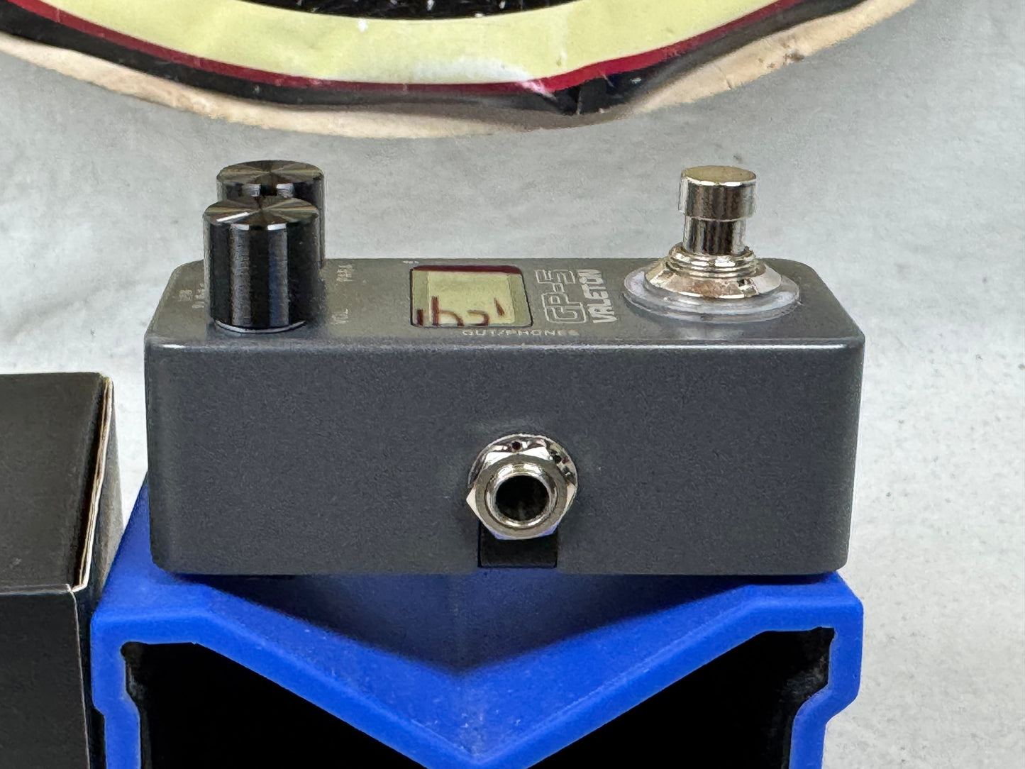Valeton GP-5 gp5 Multi-Effects Pedal with Box