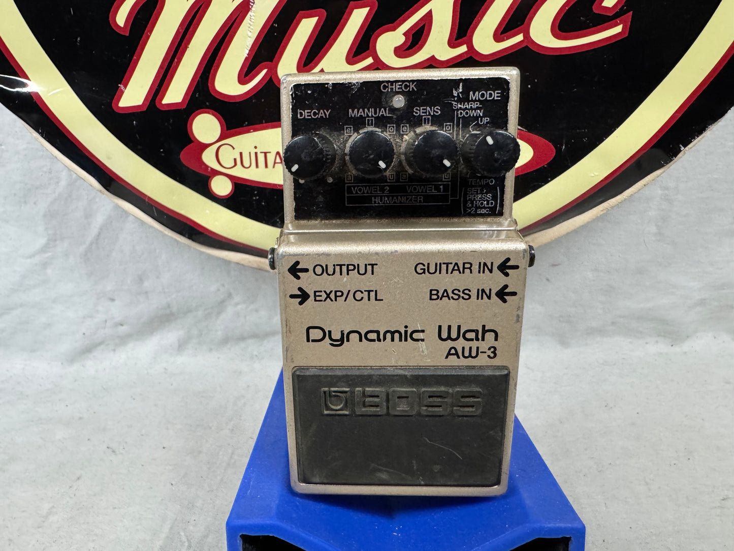 Boss AW-3 aw3 Dynamic Wah Auto Wah Filter Pedal