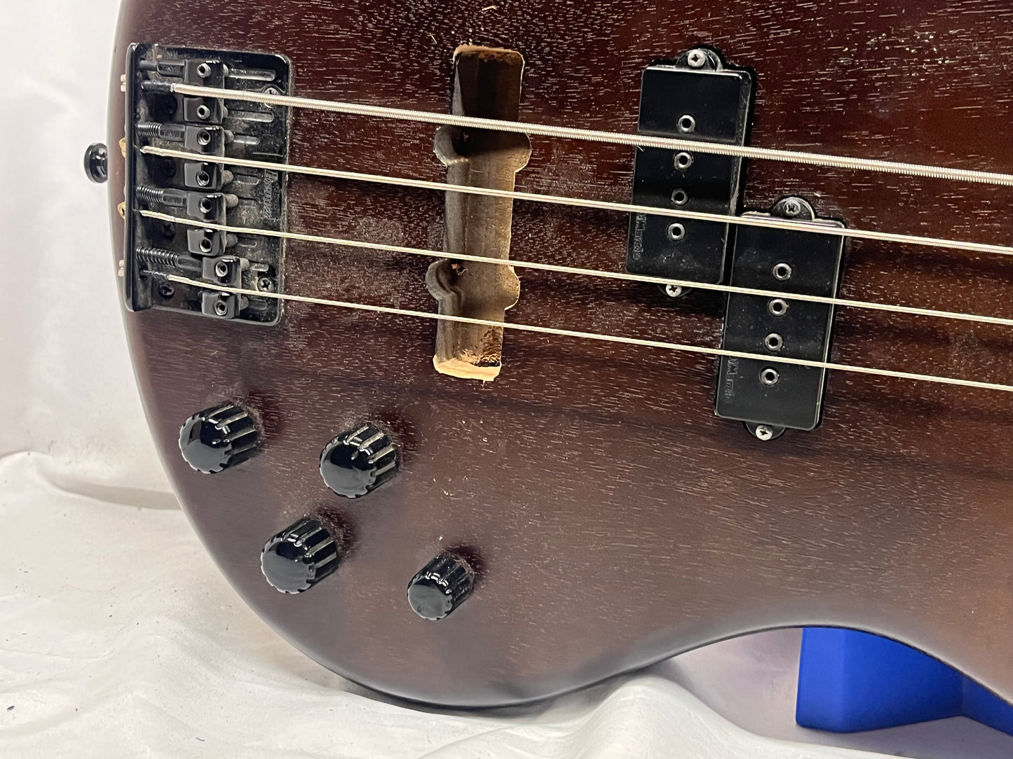 Ibanez Soundgear Gio GSR200B 4-String Doublecut Electric Bass - Missing Bridge Pickup - AS IS