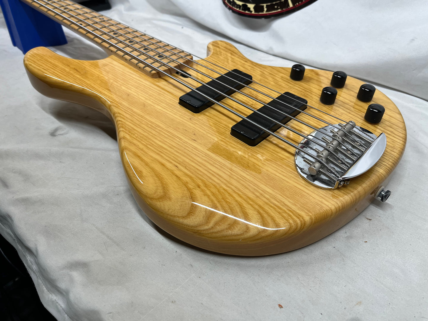 Lakland Skyline Series 5-String Electric Bass