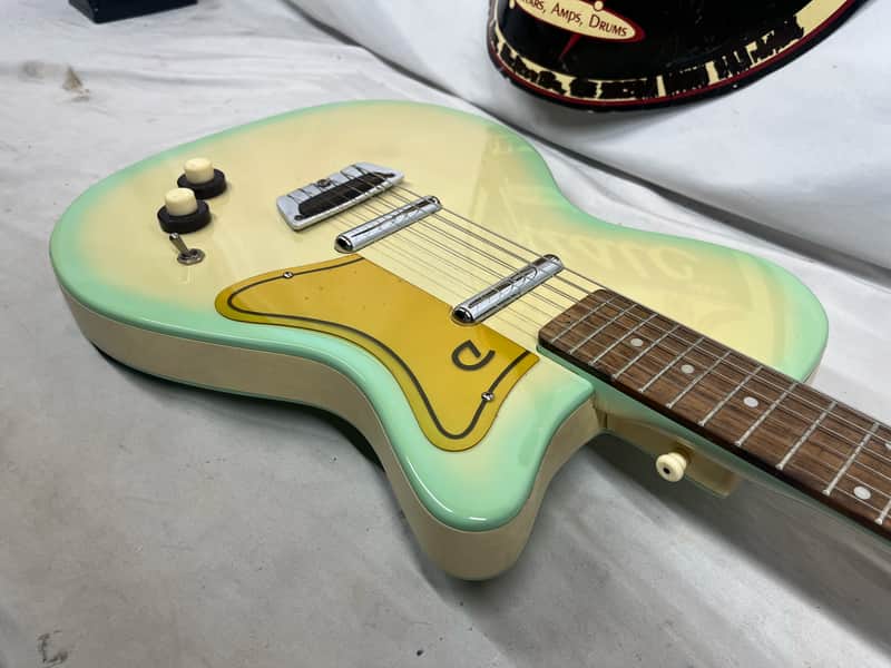 Danelectro 56-U2 Reissue Singlecut Electric Guitar - Image 16