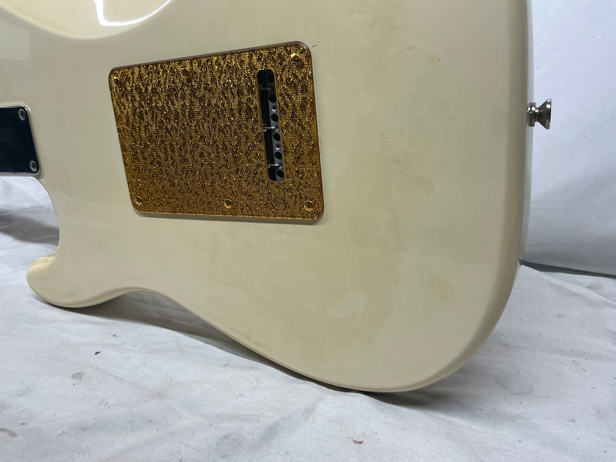 Fender Stratocaster (Squier Series) - White