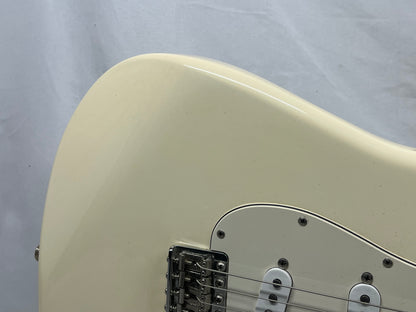 Fender Classic Series '70s Stratocaster strat Electric Guitar MIM - Made in Mexico - Olympic White