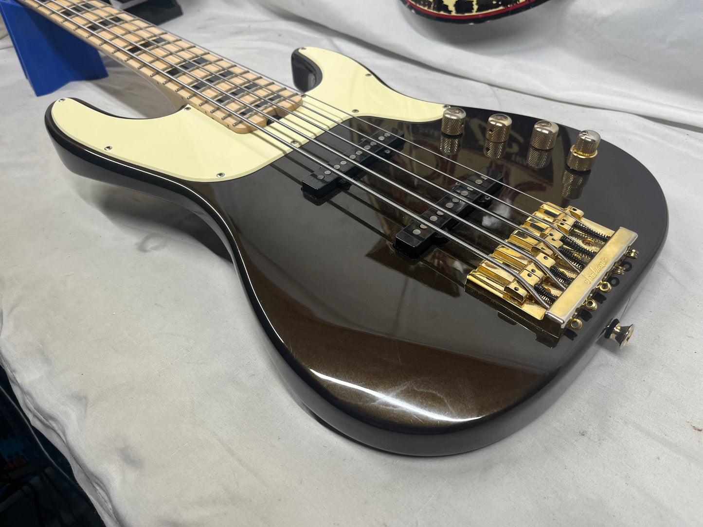 Jackson Pro Series Adam Blackstone Signature "Gladys" 5-String Electric Bass