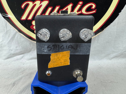 Fowl Sounds Stygian Fuzzstortion Fuzz Distortion Pedal