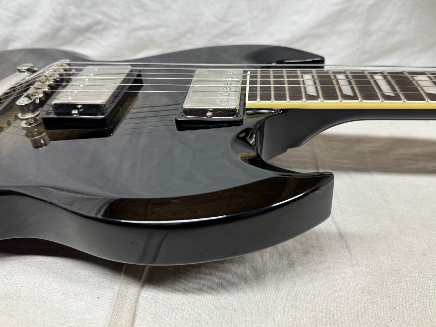Epiphone SG Custom Modern Figured Guitar with Case 2021 - Transluscent Ebony Burst