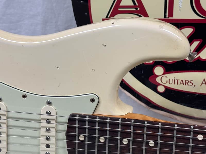 Fender Road Worn '60s Stratocaster Guitar - Image 3