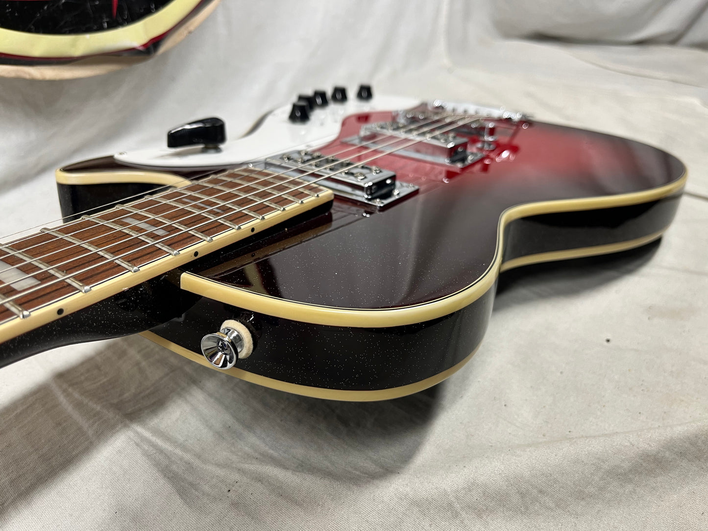Silvertone Jupiter 1423 Redburst Reissue Singlecut Electric Guitar