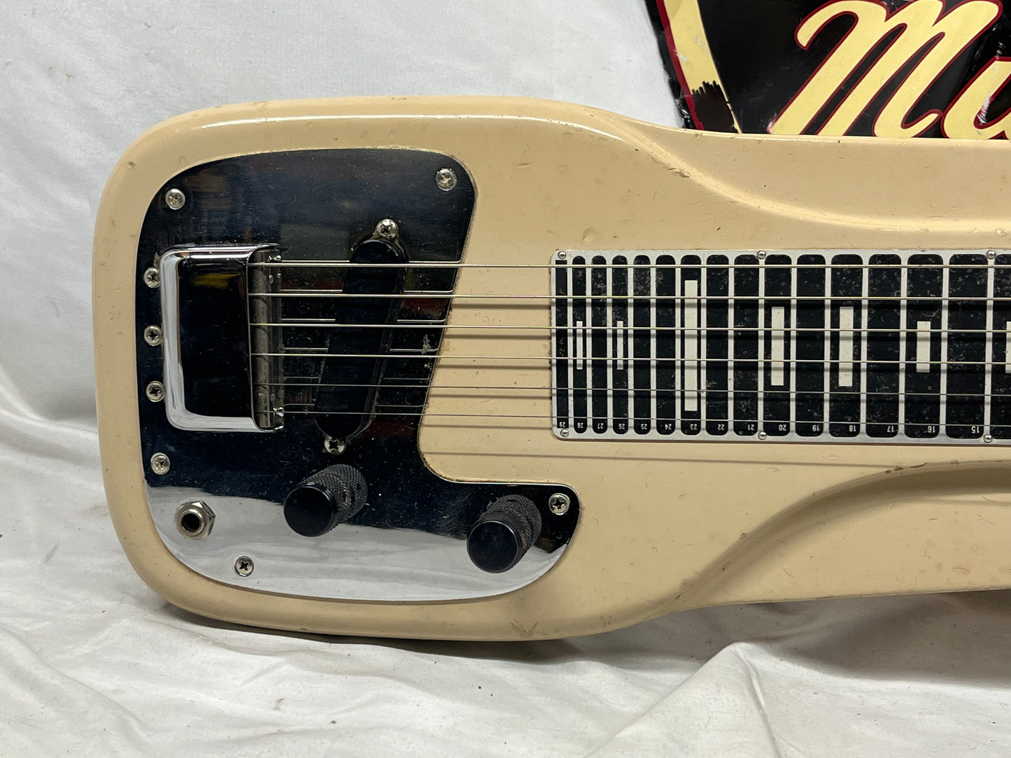 Fender  Vintage Champion Electric Lap Steel Guitar with Hard Case
