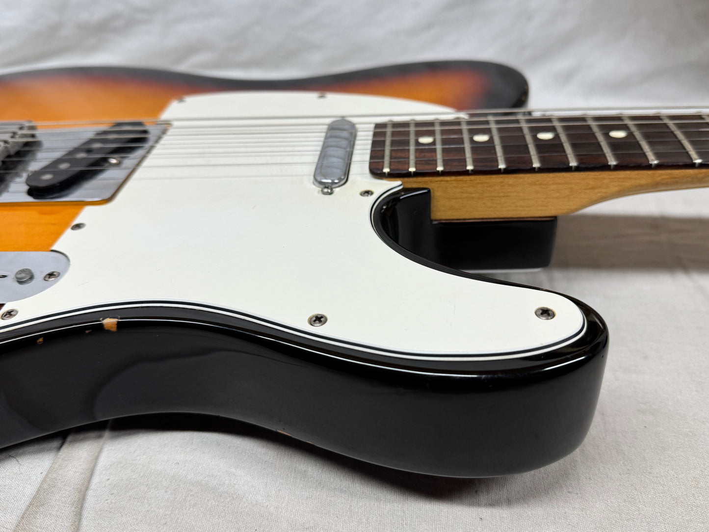 Fender American Standard Telecaster Guitar 1991 - 3-Color Sunburst / Rosewood fingerboard