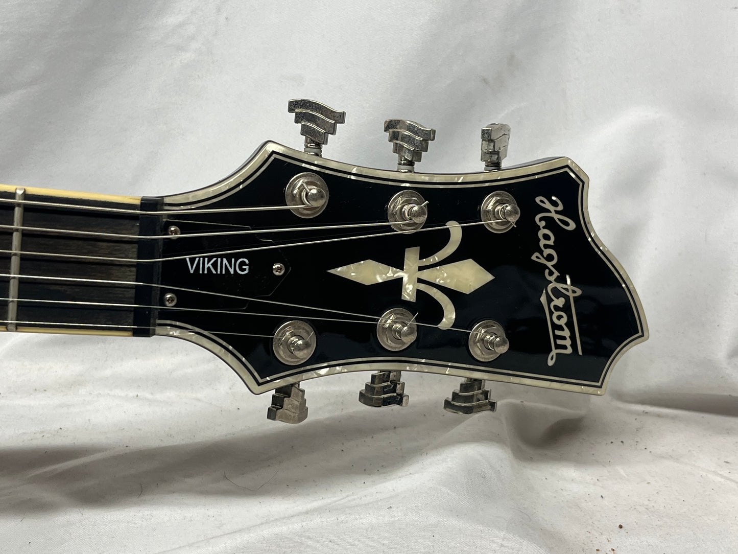 Hagstrom Viking Semi-Hollow Body Electric Guitar