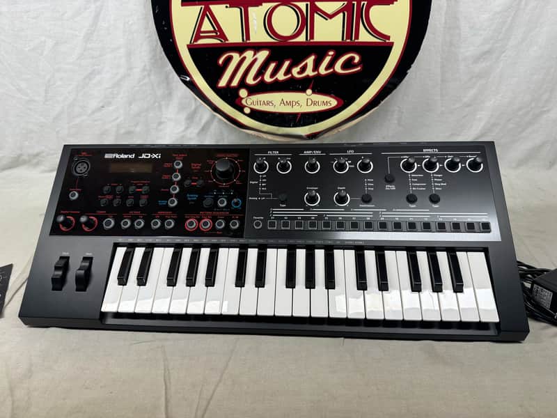 Roland JD-Xi Synthesizer Keyboard with Power Supply - Image 4