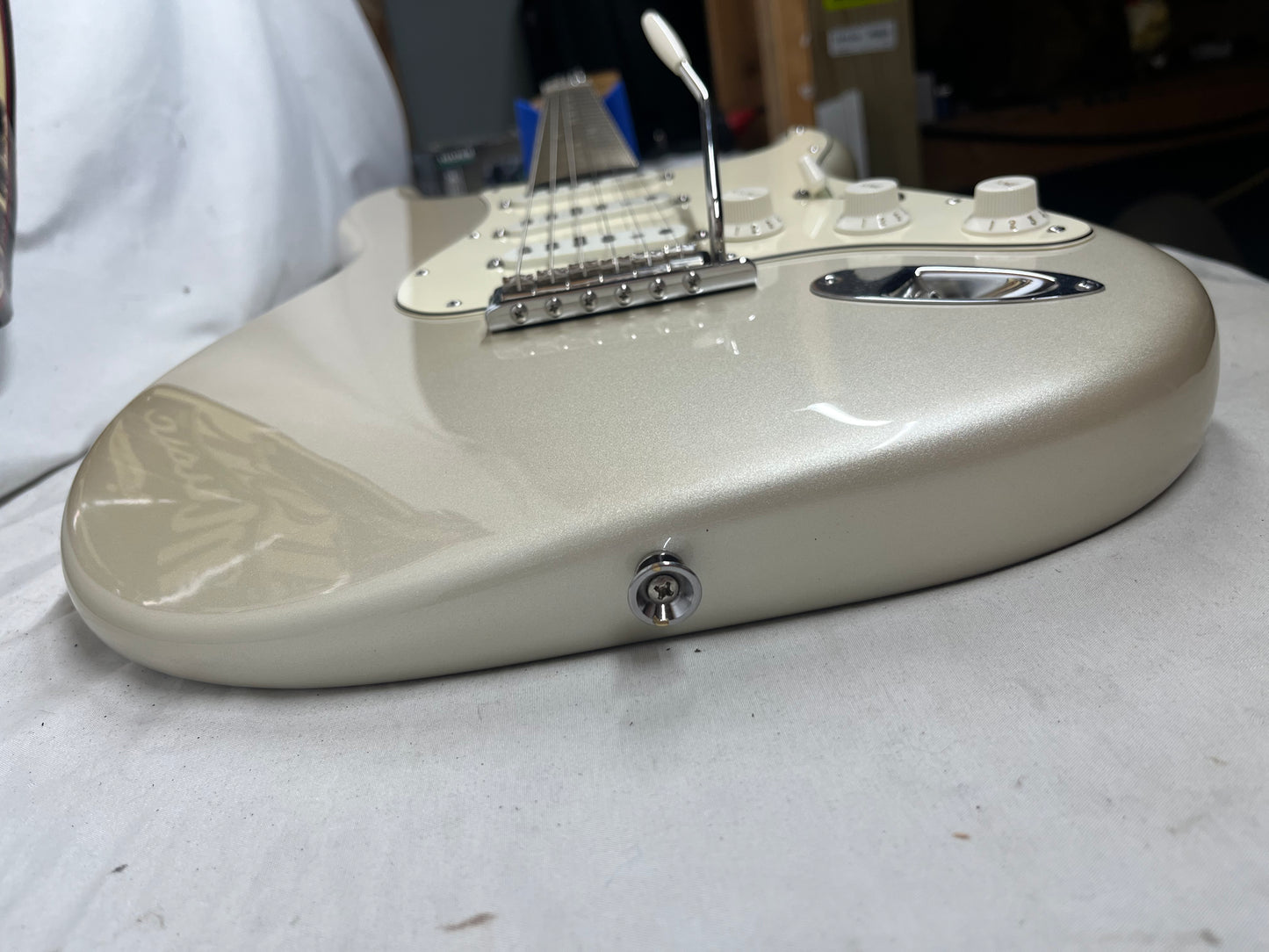 Fender American Standard Stratocaster Strat Electric Guitar - Blizzard Pearl