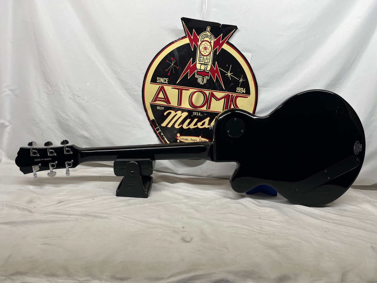 Yamaha AES420 Singlecut Electric Guitar
