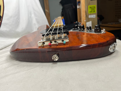 Squier Classic Vibe Active '70s 4-String Electric Jazz Bass - Mocha