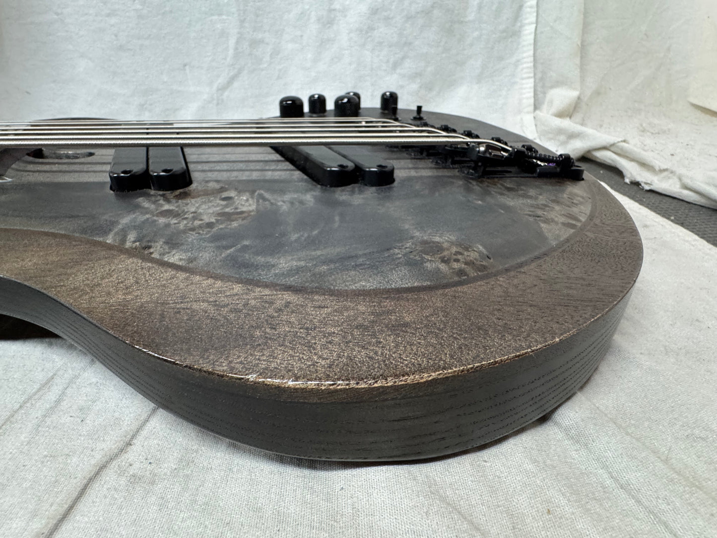 Ibanez BTB Series BTB806MS-TGF 6-string Multiscale Bass with Soft Case 2022 - Transparent Gray Flat