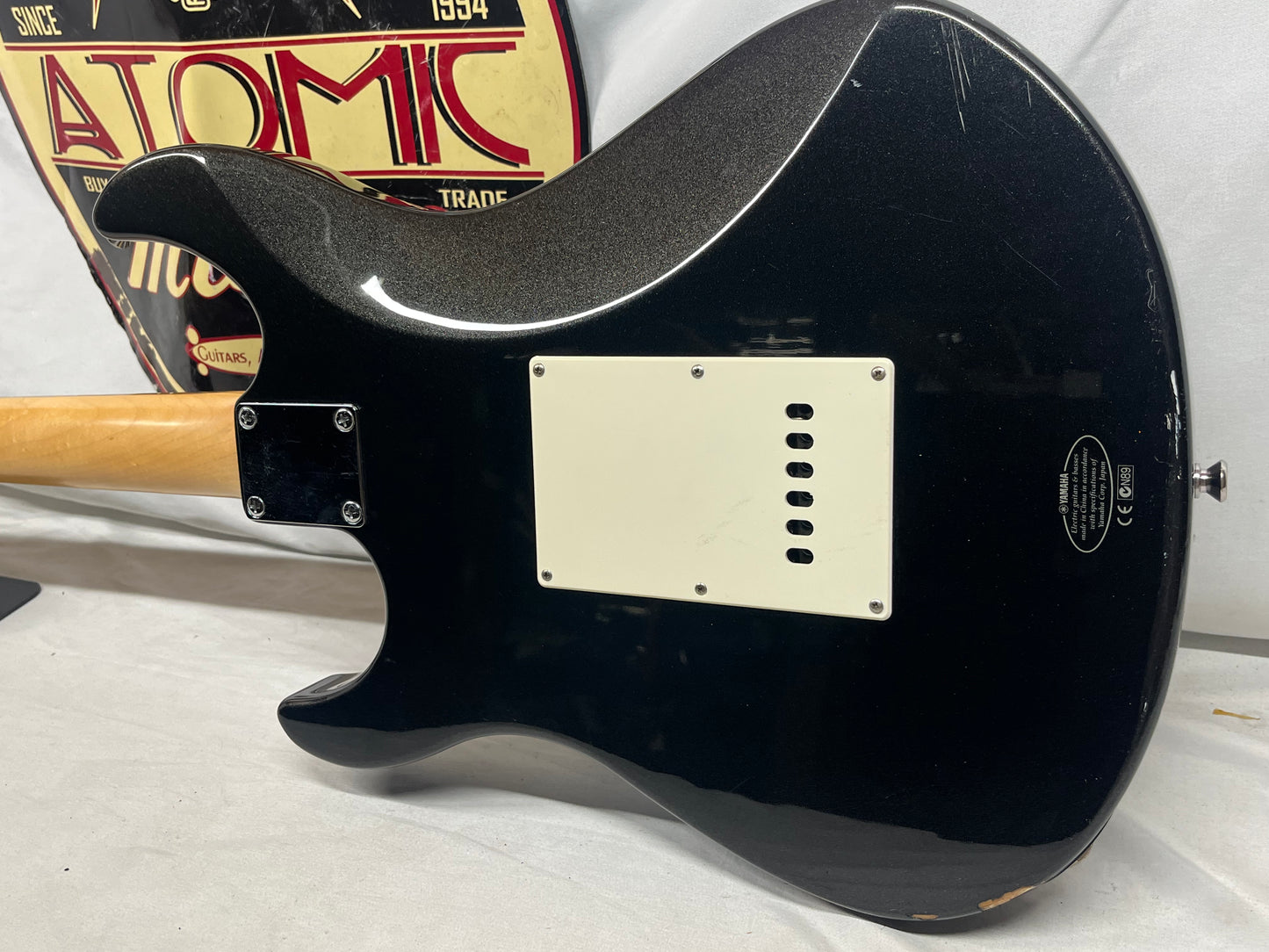Yamaha EG 112C Doublecut Electric Guitar