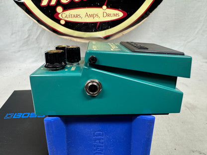 Boss TR-2 tr2 Tremolo Pedal with Box 2026