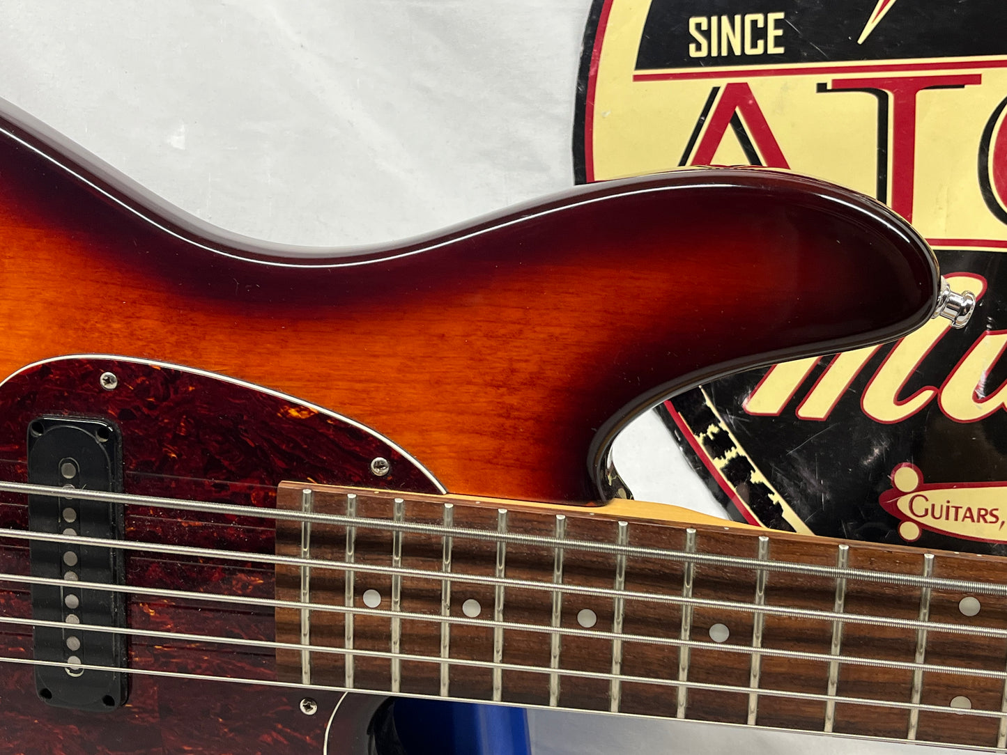 Ibanez TR505 Expressionist 5-String Doublecut Electric Bass - Violin Sunburst