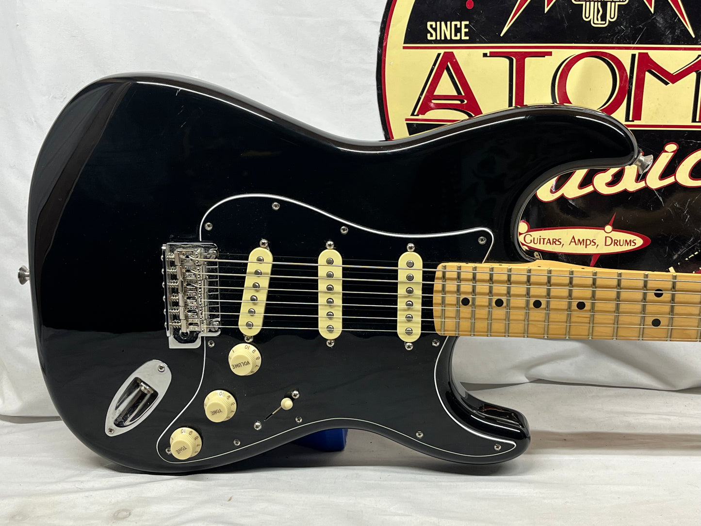 Fender Special Edition Player Stratocaster strat Electric Guitar MIM - Made in Mexico - Black