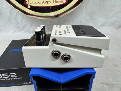 Boss NS-2 ns2 Noise Suppressor Noise Gate Pedal with Box 2023