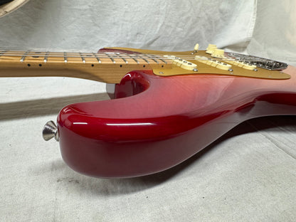 Fender Player II 2 Stratocaster Plus Top Guitar - MIM Mexico 2025 - Cherry Burst / Maple neck