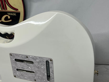 Ibanez JEM7V Prestige Steve Vai Signature HSH Electric Guitar with Hard Case - White