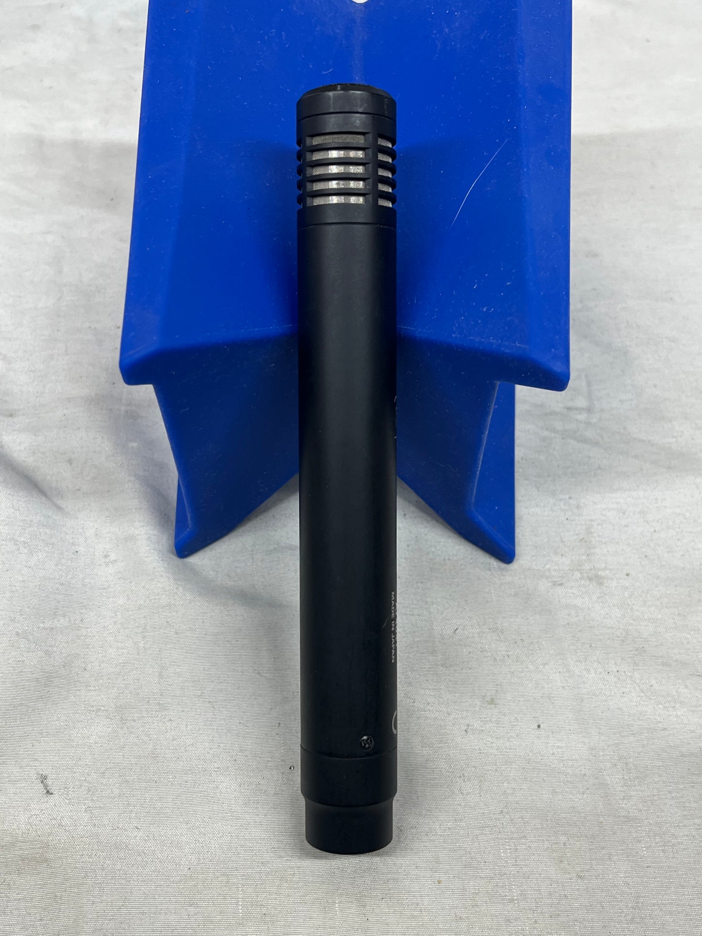 Audio Technica AT4041 Small Diaphragm Cardioid Condenser Microphone with Case