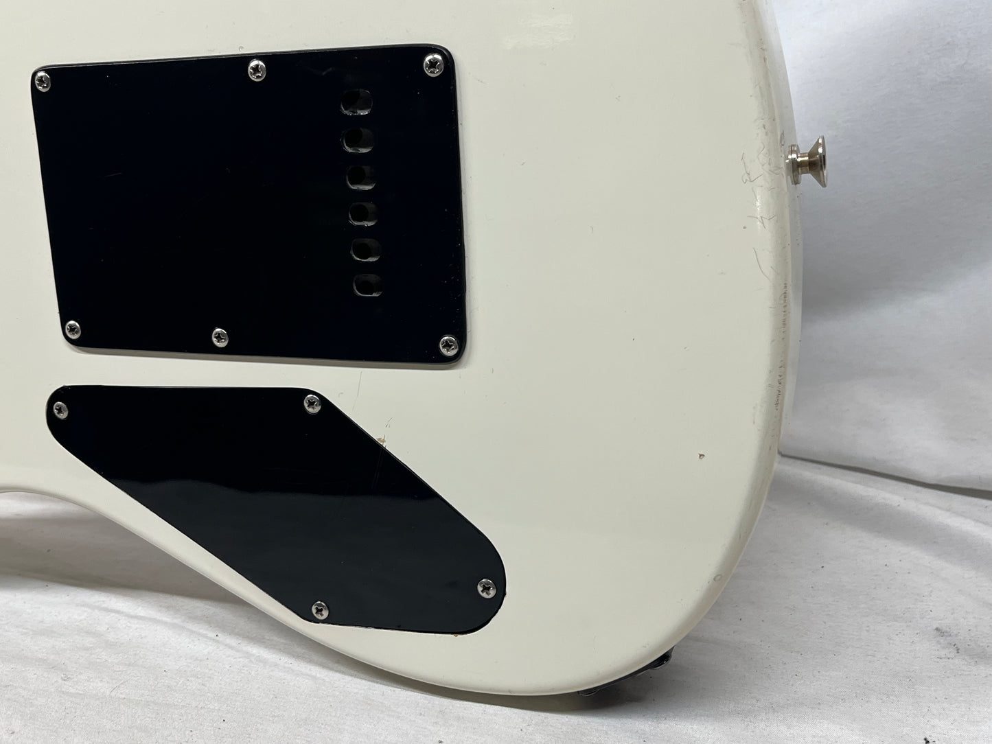 Squier Bullet HSS Singlecut Electric Guitar