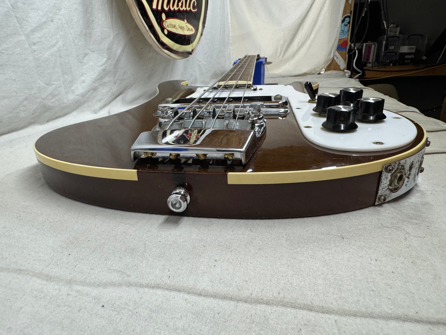 Rickenbacker 4001 4-string Bass with Case 1975