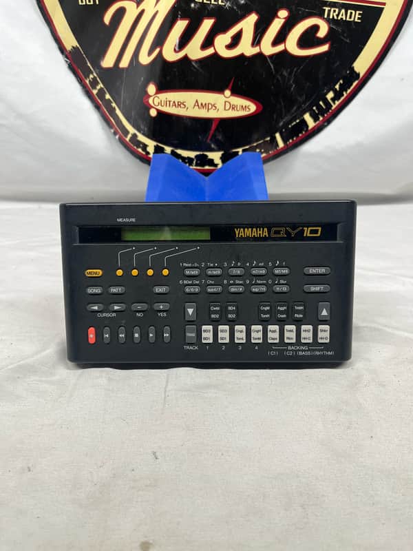 Yamaha QY10 Music Sequencer Module - Image 2