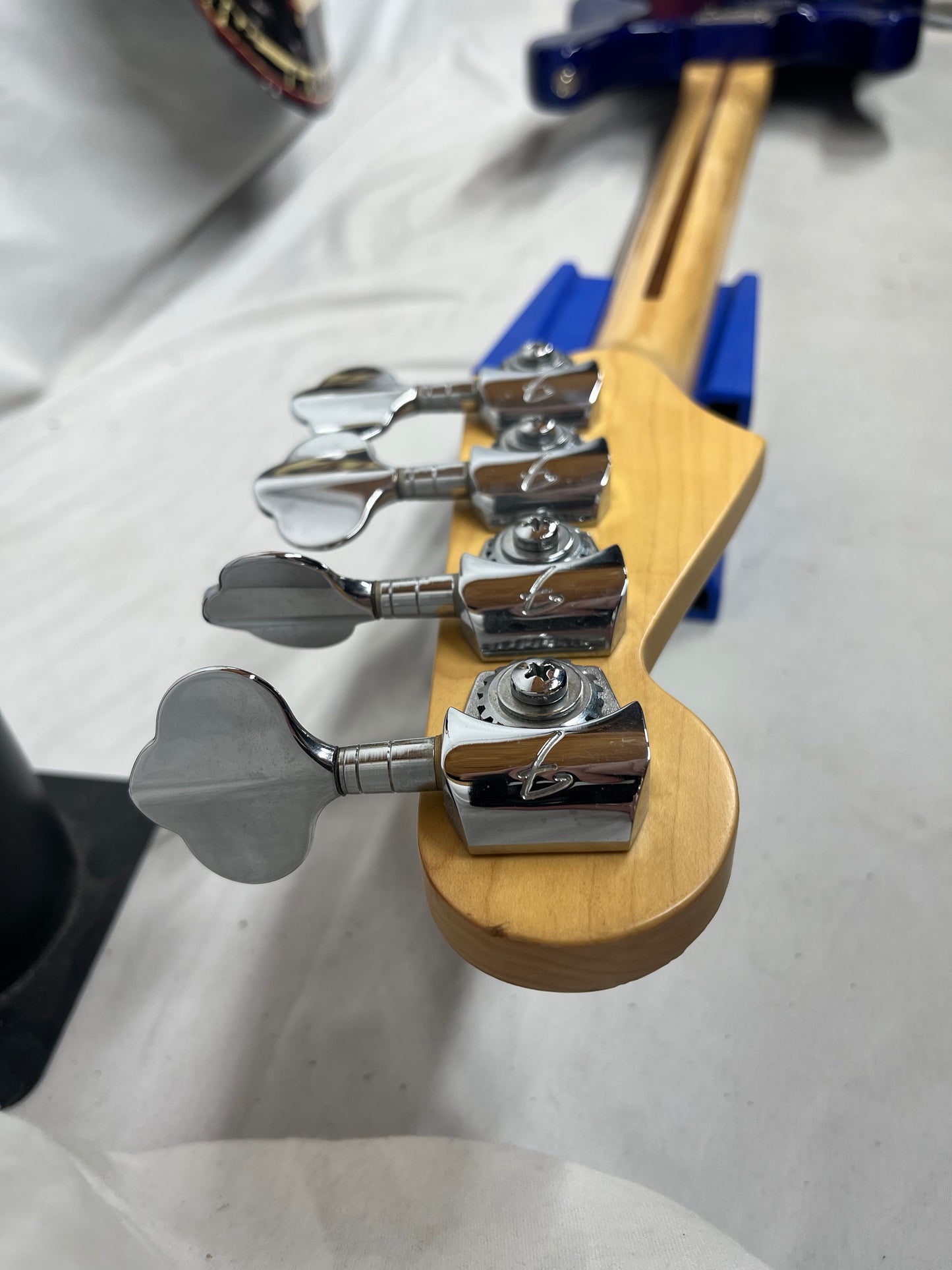 Fender Jazz Bass Plus 4-String Electric Bass 1993