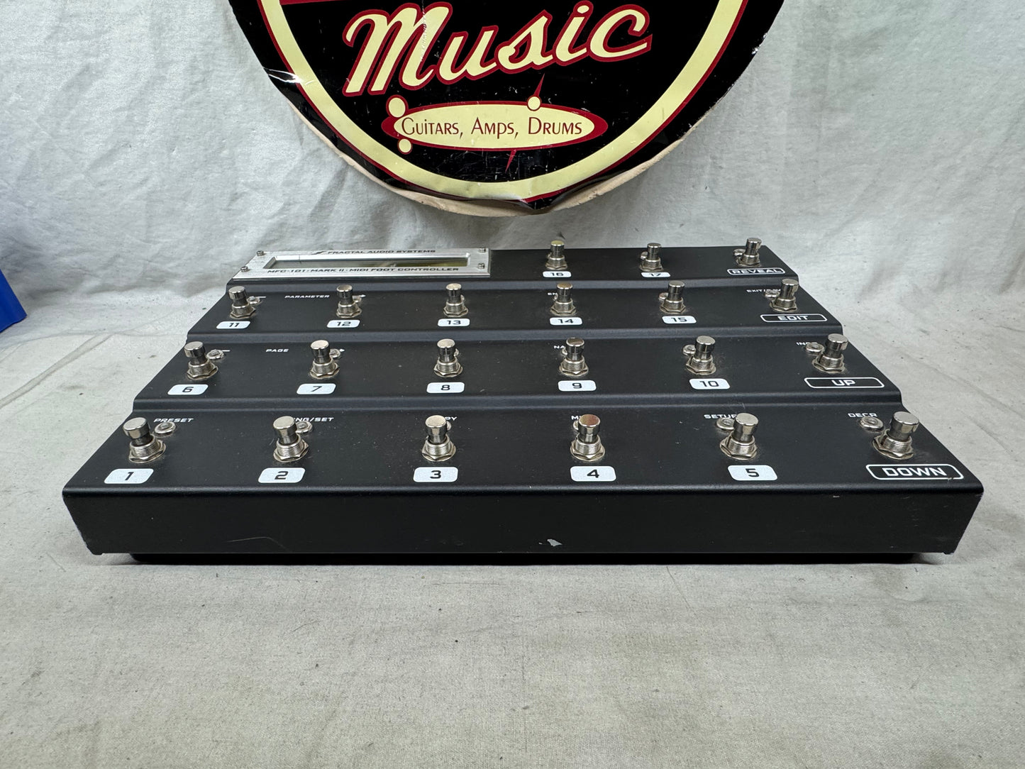 Fractal Audio Systems MFC-101 mfc101 MkII MIDI Foot Controller Pedal