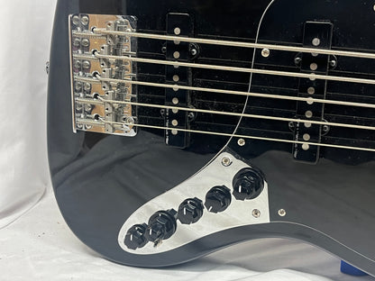 Sire Marcus Miller V7 5-String Doublecut Electric Bass