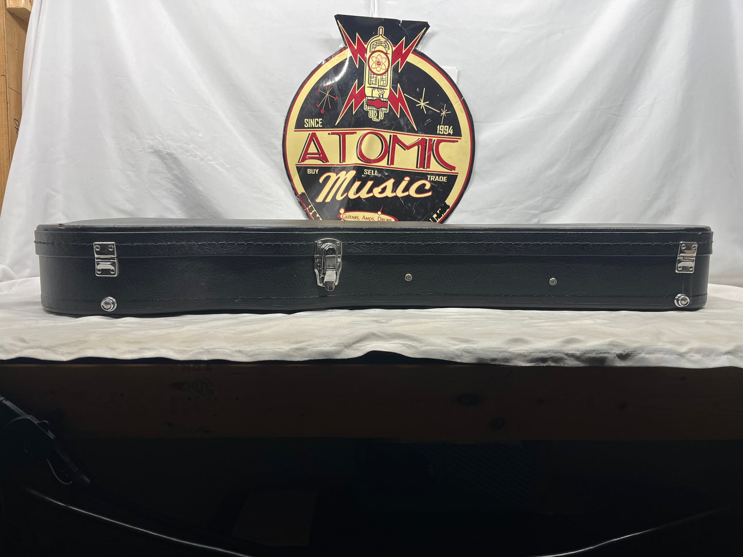 No Name Hard Case for Singlecut / Doublecut Electric Guitar
