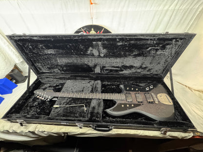 Dunable Yeti Bass VI 6-string Bass Guitar with Case