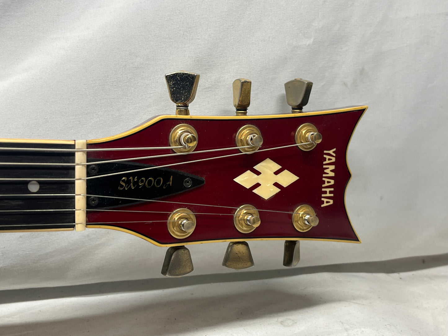 Yamaha SX900A Doublecut Electric Guitar with Case
