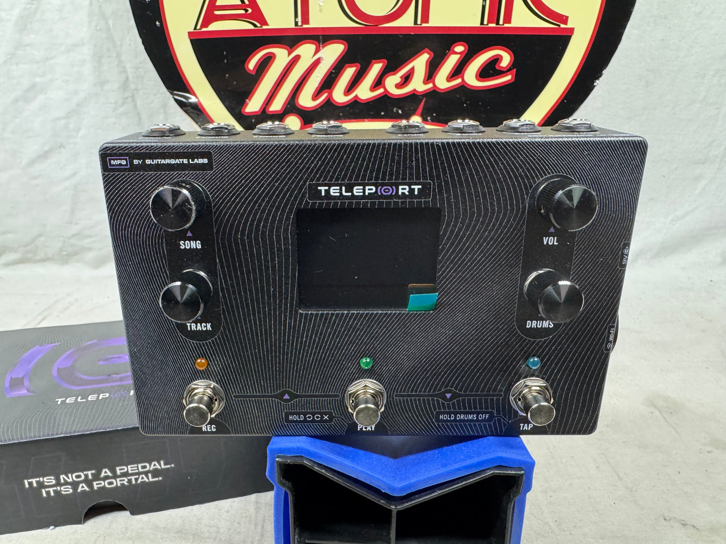 GuitarGate Labs Teleport Collaborative Looper Pedal with Box