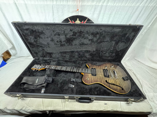 Framus Panthera Classic Semi-Hollowbody Guitar with Case