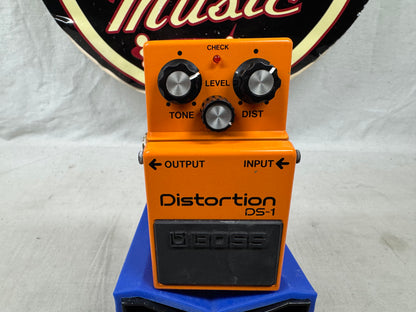 Boss DS-1 ds1 Distortion Pedal 2007