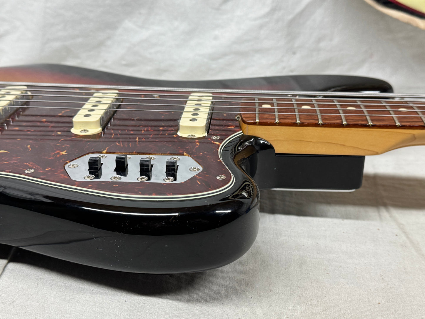 Fender USA Custom Shop Bass VI 6-string Bass with COA + Case 2006 - 3-Color Sunburst / Rosewood fingerboard