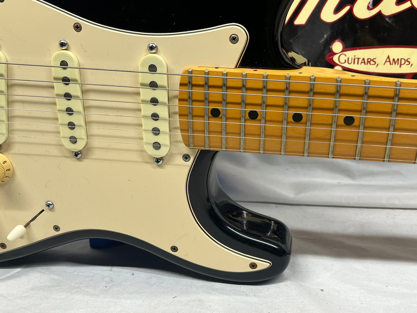 Fender USA Stratocaster Strat Electric Guitar with Case 1987