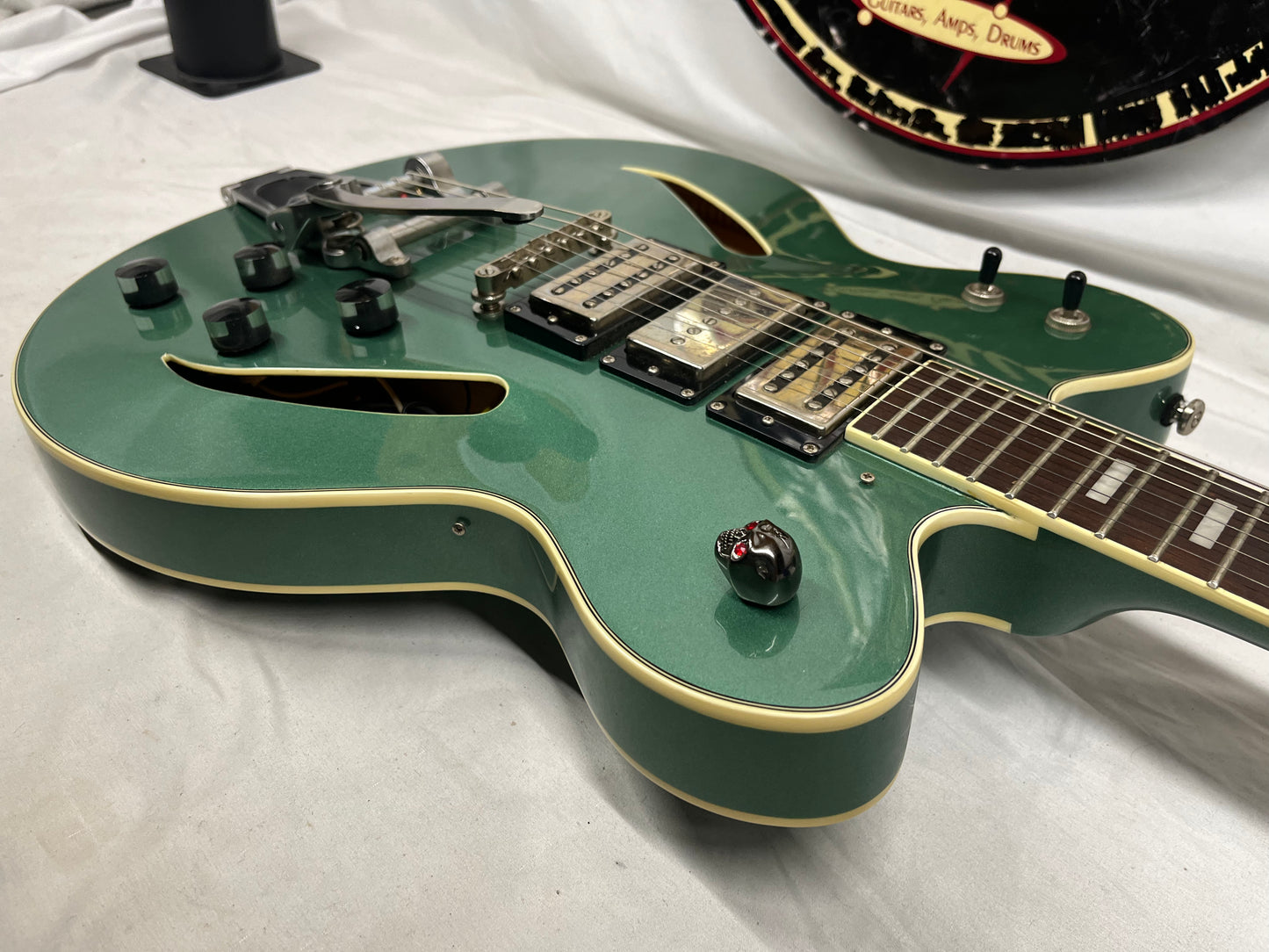 Gretsch Streamliner G2627T/GRG Semi-Hollow Body Electric Guitar